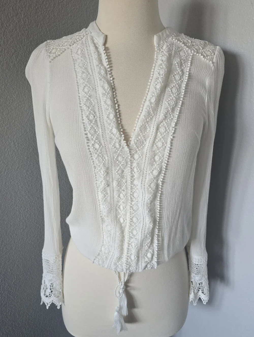 Lulus Bali Daydream White Lace Long Sleeve Top XS Extra Small - Picture 2 of 5